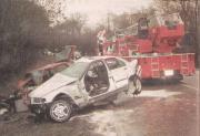 TH Verkehrsunfall - Einsatzbericht 12 - 2001 - 12.02.2001 14:30, B 105, Walkmller Holz, 70 min