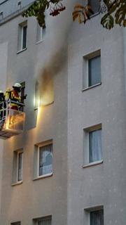 (c) M.Behrens - Feuerwehren aus MV - Brand Wohnung - Einsatzbericht 83 - 2016 - 13.10.2016 18:10, Bad Doberan, Thnenstrae, 110 min