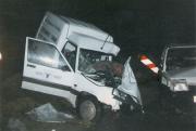 TH Verkehrsunfall - Einsatzbericht 126 - 1993 - 17.12.1993 19:30, B 105, Abzweig Brodhagen, 180 min