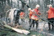 TH Verkehrsunfall - Einsatzbericht 25 - 1995 - 07.04.1995 18:00, Bad Doberan, Koch Kurve, 45 min