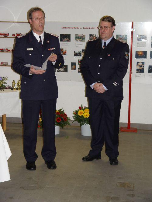 Die Ehrennadel in Silber des Landesfeuerwehrverbandes erhielt Norbert Heuer - Jahreshauptversammlung 2006