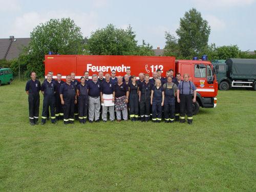 das gesamte G8 Team der Feuerwehr Bad Doberan - Camp Thnenhof