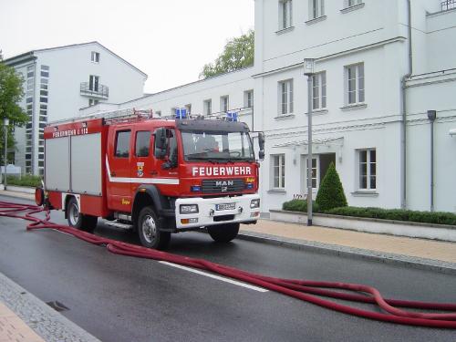 LF beim Einsatz Wasserschaden in Heiligendamm - Neues Lschgruppenfahrzeug 20 seit einem Jahr im Dienst