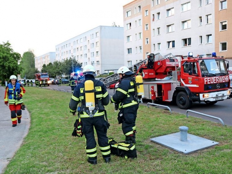 (c) Andreas Meyer, Von dort wurde ein Feuer in einer Wohnung gemeldet. - OZ: Brennendes Schuhregal lst Groeinsatz aus