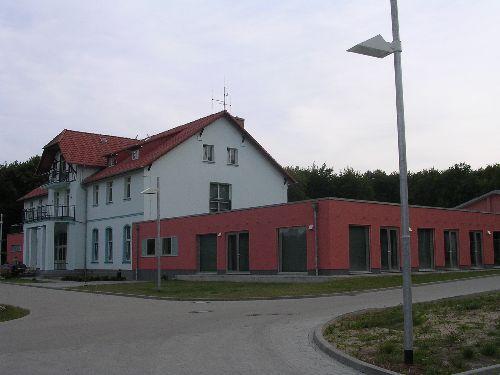 Haus 2 mit Lehrrumen, Planspielraum, Kantine, Aufenthaltsrumen, PA-Werkstadt u.s.w. - Gruppenfhrerlehrgang