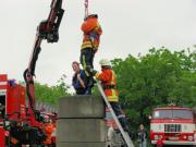 Rettung aus einem Schacht - Tag der Feuerwehr voller Erfolg
