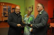 Bürgermeister Thorsten Semrau gratuliert dem Jubelpaar - Goldene Hochzeit