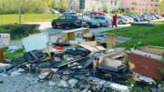OZ: Brandserie: Müll steht in Flammen